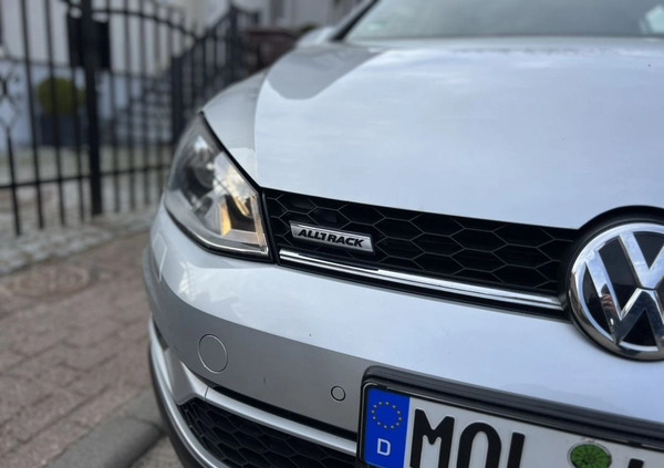 Volkswagen Golf cena 47500 przebieg: 182000, rok produkcji 2016 z Łobez małe 172